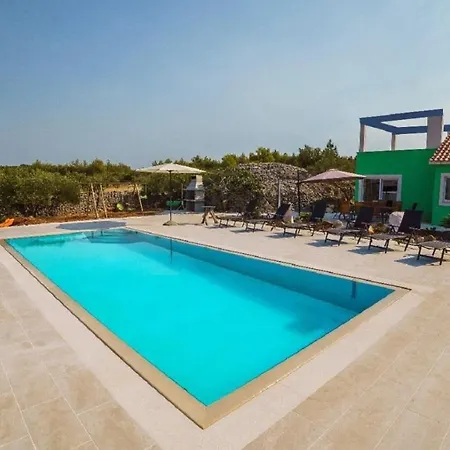 Darko - Open Pool * Sutivan